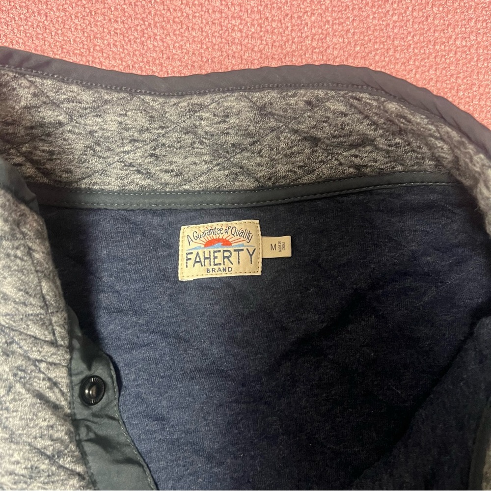 Faherty Gray Quilted Half-Zip Jacket - image 7